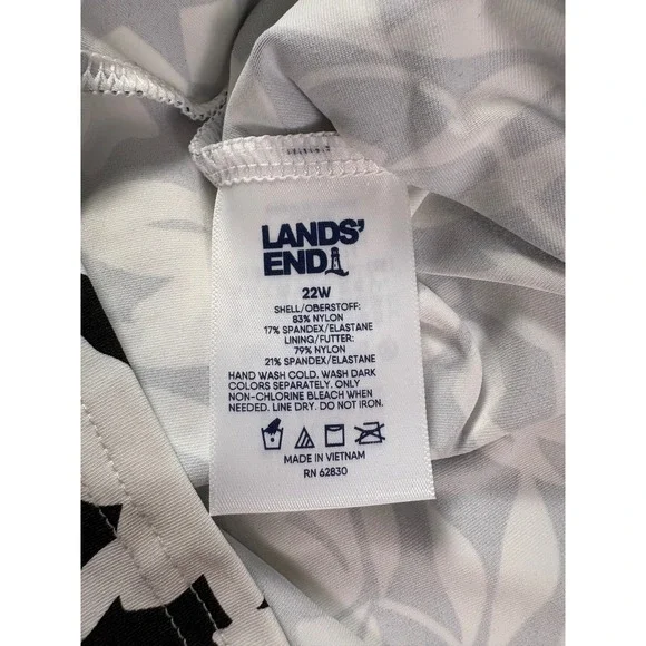NWT Lands End Tankini Top Womens 22W Black White Floral Square Neck Modest Swim - Picture 4 of 6